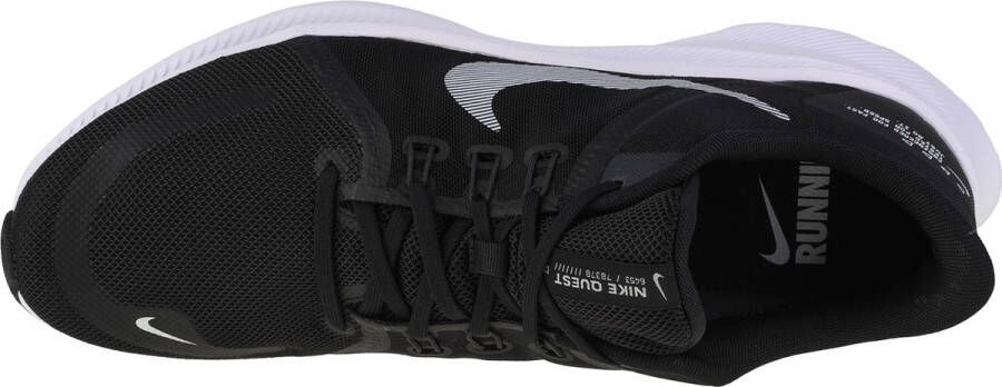 Nike Quest 4 Sportschoenen Mannen zwart wit