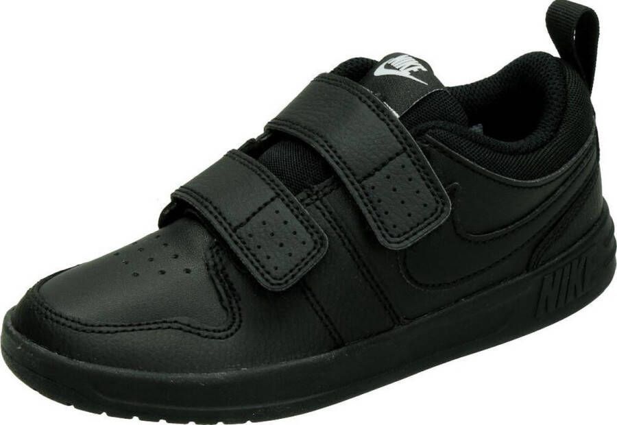 Nike pico 5 junior in de kleur zwart