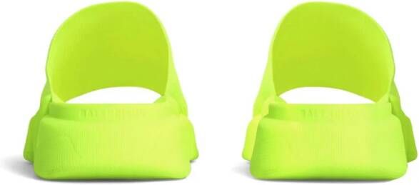 Balenciaga Speed 2.0 slippers met logoprint Geel