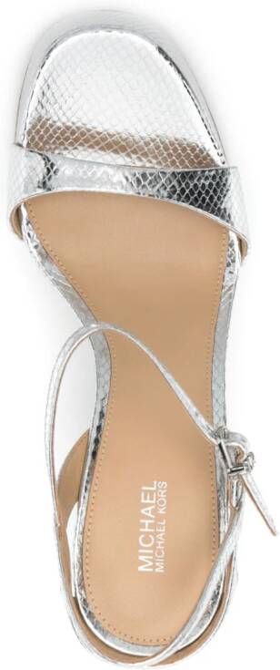 Michael Kors Amara 130 sandalen met plateauzool Zilver