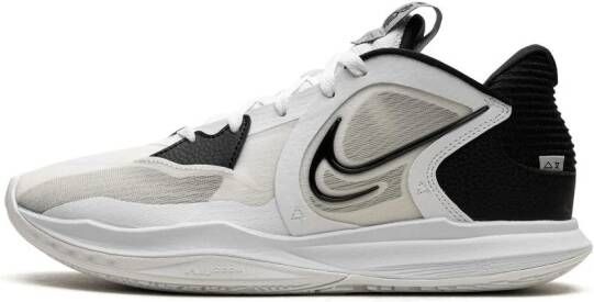 Nike "Kyrie 5 Low White Wolf Grey Black sneakers" Wit