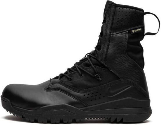 Nike "SFB Field 2 8 GTX Gore Tex Triple Black laarzen" Zwart