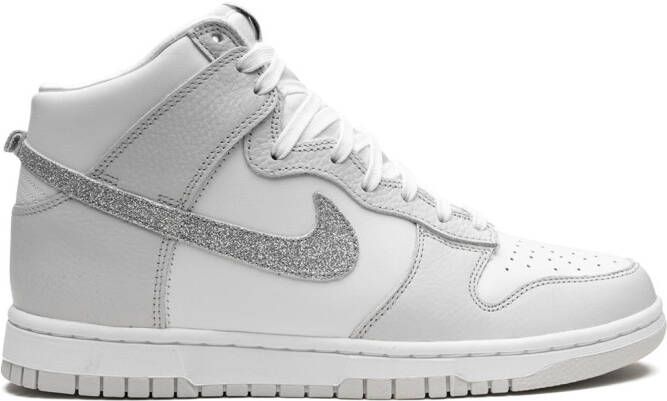 Nike "Dunk High Silver Swoosh sneakers" Wit