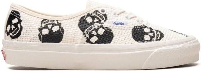 Vans Authentic 44 DX needlepoint sneakers Wit