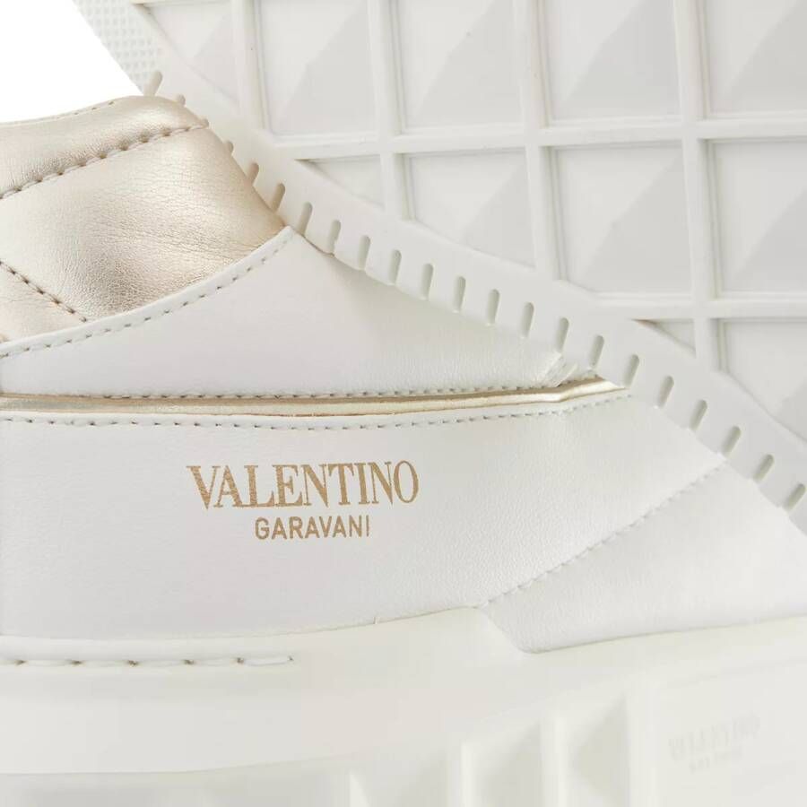 Valentino Garavani Sneakers Sneaker One Stud in wit