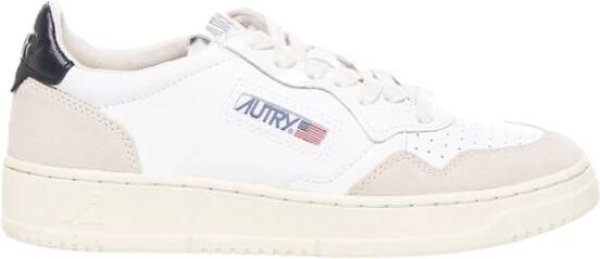 Autry Witte Leren Sneakers met Geperforeerde Neus Multicolor Heren