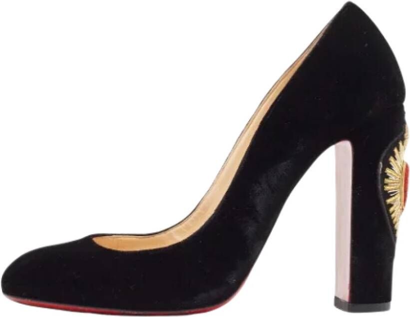 Christian Louboutin Pre-owned Velvet heels Black Dames