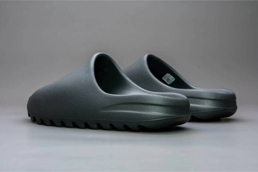 Adidas Yeezy Slide Onyx Gray Heren