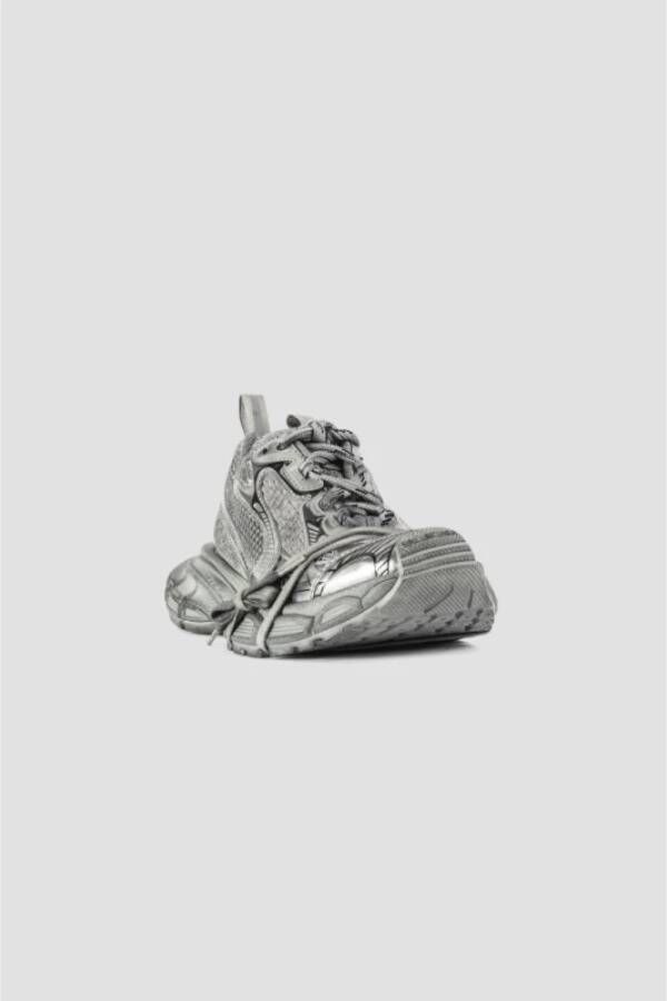 Balenciaga Metallic Grijze Sneakers Versleten Effect Gray Dames