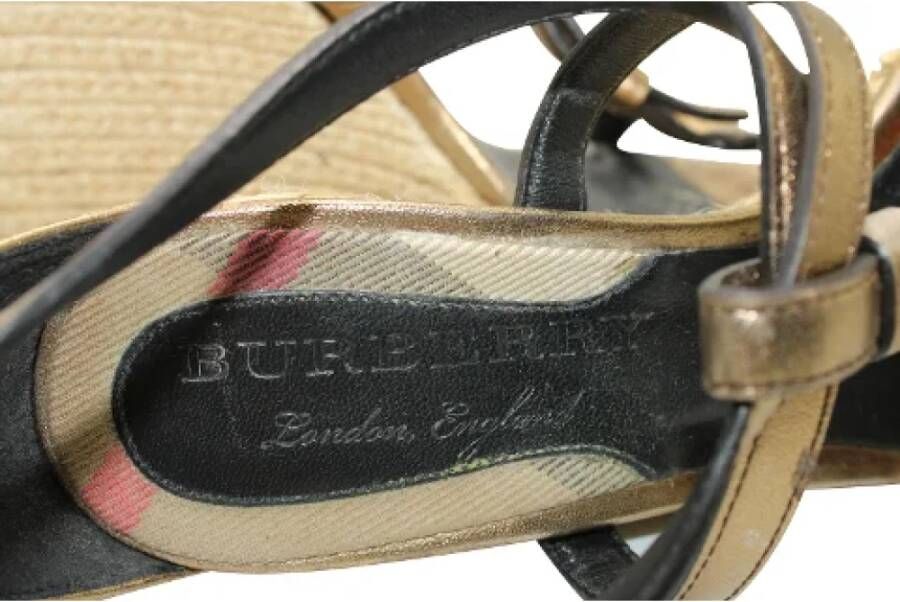 Burberry Vintage Pre-owned Leather espadrilles Yellow Dames