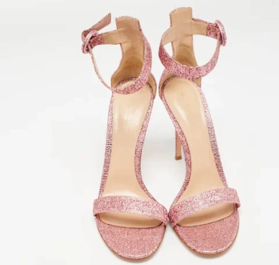 Gianvito Rossi Pre-owned Fabric sandals Pink Dames