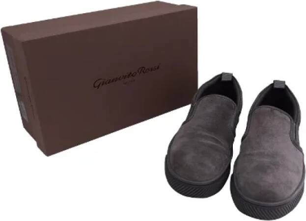 Gianvito Rossi Pre-owned Suede flats Gray Heren