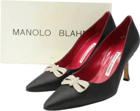 Manolo Blahnik Pre-owned Fabric heels Black Dames