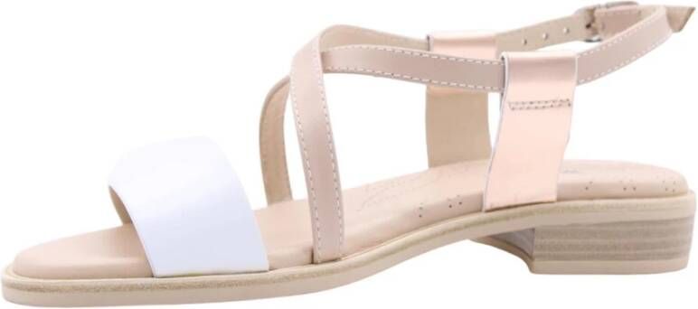 Nerogiardini Platte sandalen voor vrouwen White Dames