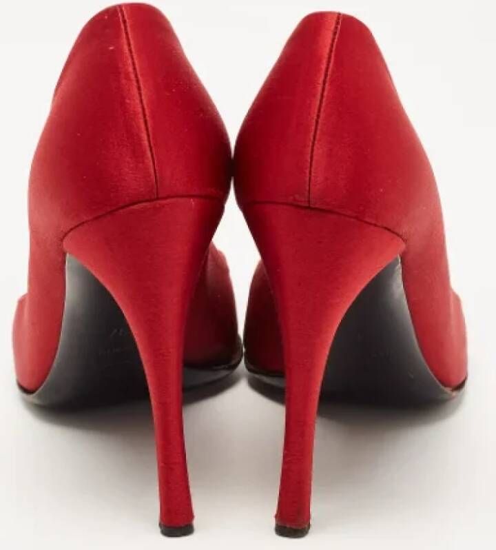 Prada Vintage Pre-owned Satin heels Red Dames