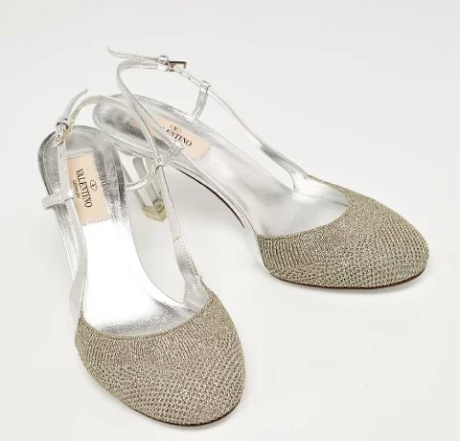 Valentino Vintage Pre-owned Fabric heels Gray Dames