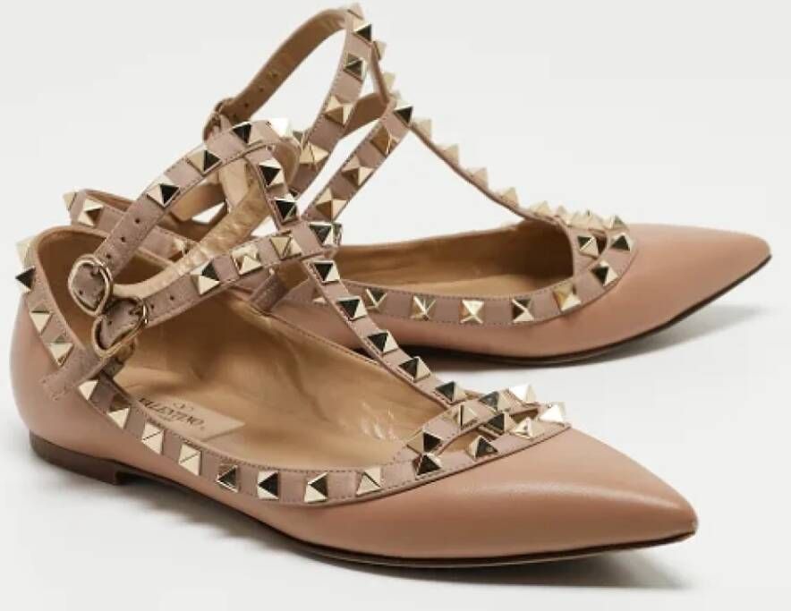 Valentino Vintage Pre-owned Leather flats Beige Dames