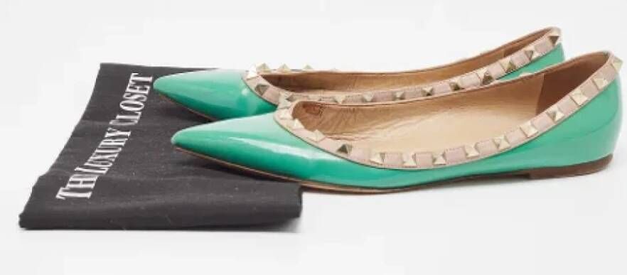 Valentino Vintage Pre-owned Leather flats Green Dames