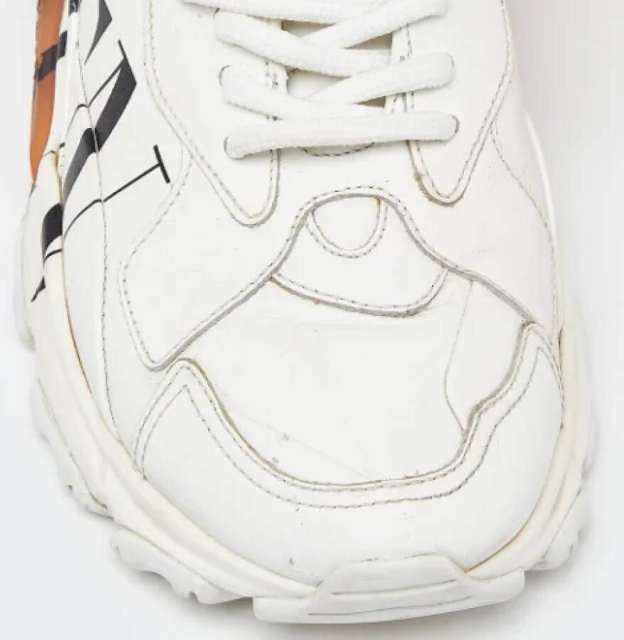 Valentino Vintage Pre-owned Leather sneakers White Dames