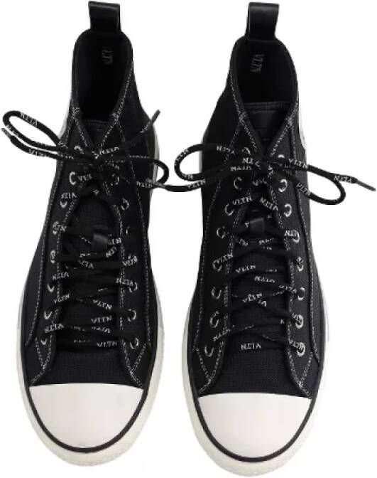 Valentino Vintage Pre-owned Polyester sneakers Black Heren
