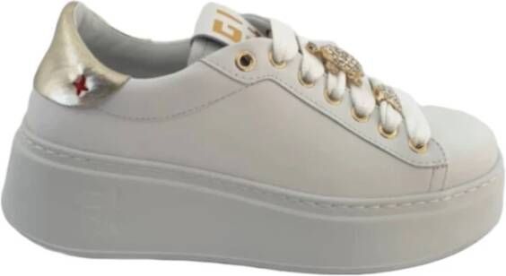 Gio+ Witte leren sneakers met gouden detail White Dames