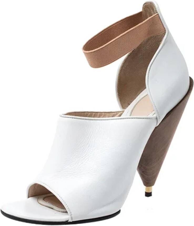 Givenchy Pre-owned Leather sandals White Dames
