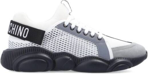 Moschino Witte Sneakers met Geperforeerd Detail White