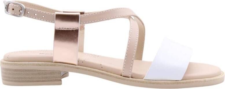 Nerogiardini Platte sandalen voor vrouwen White Dames