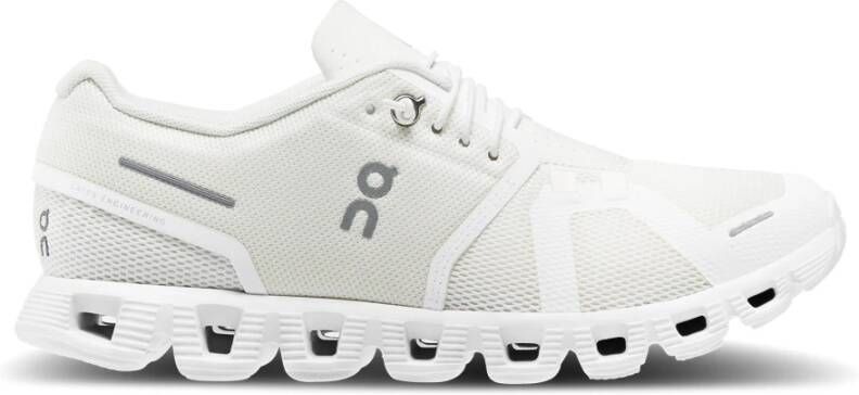 ON Running Witte Sneakers met Nieuwe Vorm en Materialen White Dames