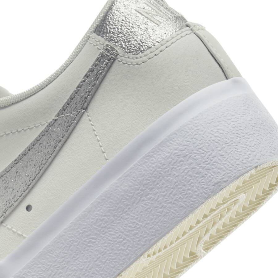 Nike Blazer Low Platform Damesschoenen Wit