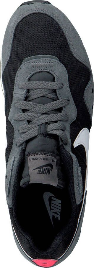 Nike Zwarte Lage Sneakers Venture Runner