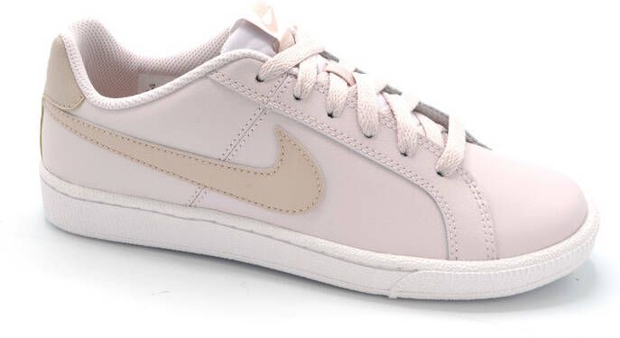 Nike WMNS Court Royale Sneakers