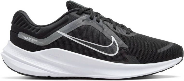Nike Quest 5 hardloopschoenen zwart wit