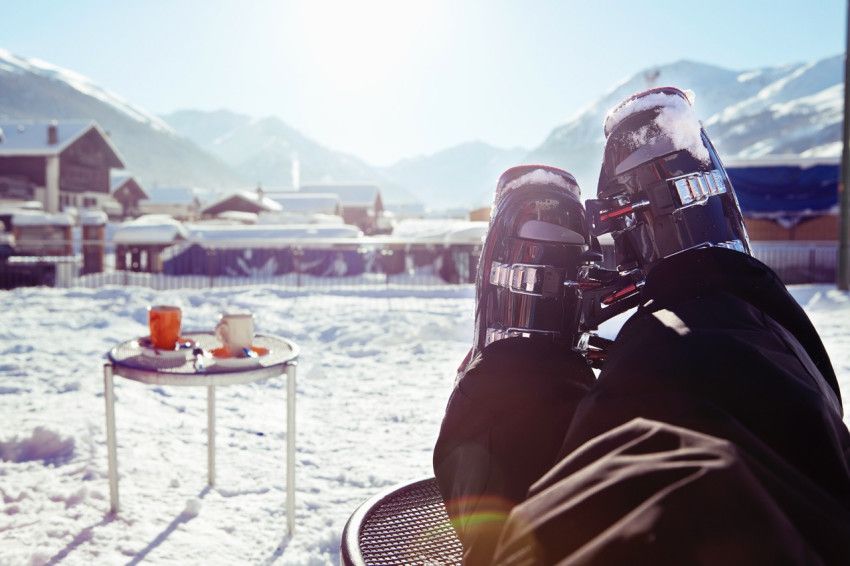 Hoe moet je je skischoenen onderhouden?