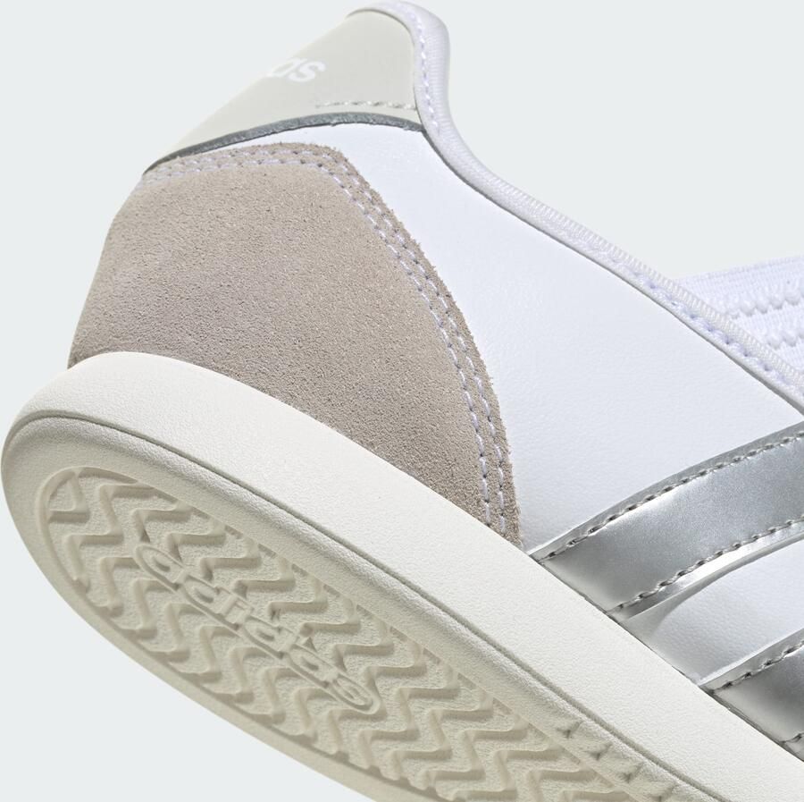 ADIDAS SPORTSWEAR Ballerina met riempjes 'Barreda' donkerbeige zilvergrijs wit - Foto 4