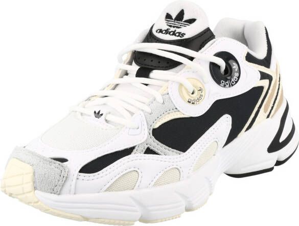 adidas Originals Sneakers laag 'Astir'