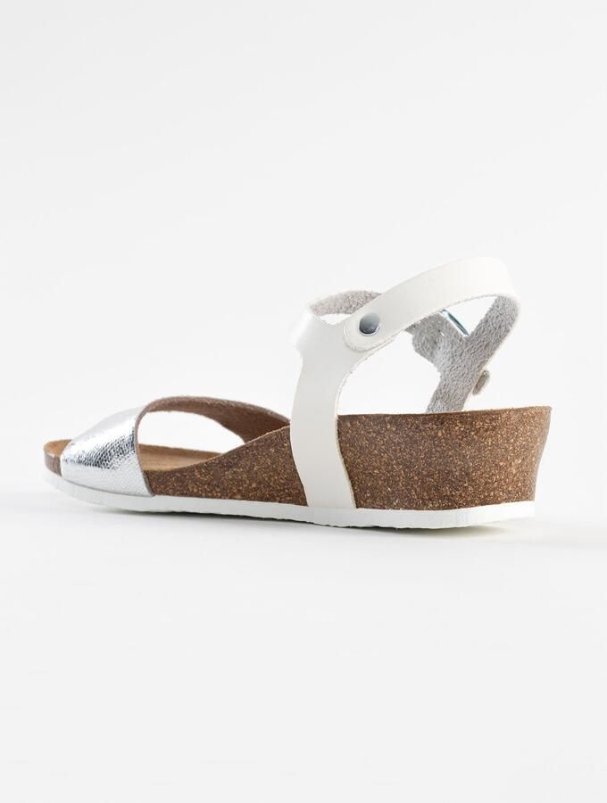 Bayton Sandalen met riem 'Wodonga' bruin zilver wit - Foto 5