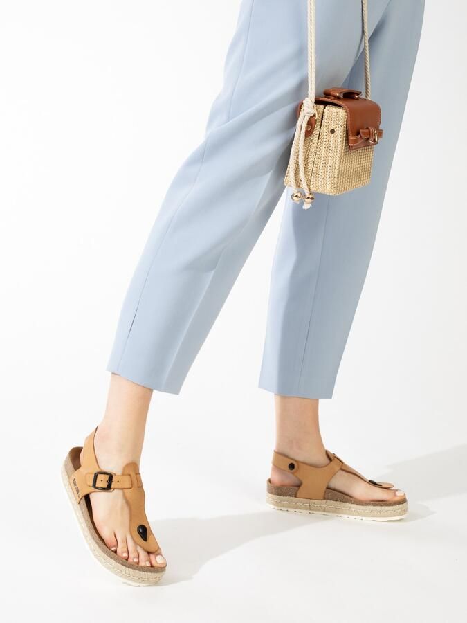 Bayton Teenslipper 'Celiane' beige camel bruin zwart - Foto 3