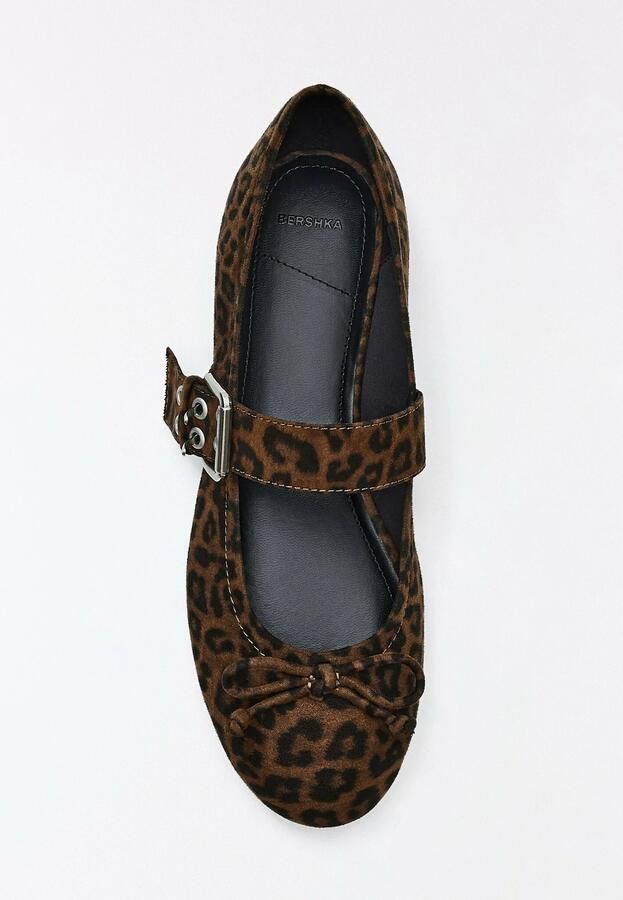 Bershka Ballerina met riempjes cognac zwart - Foto 3