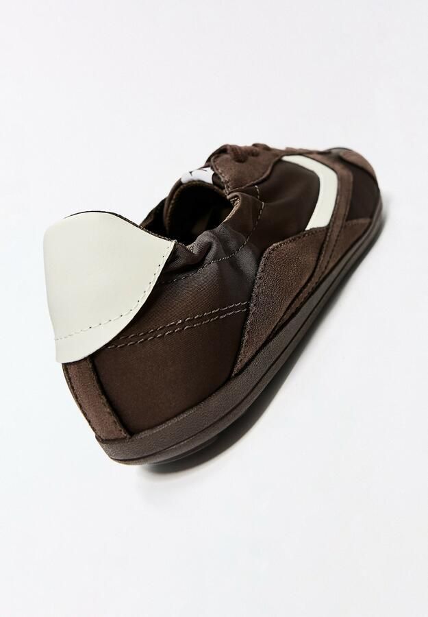 Bershka Sneakers laag donkerbruin wit - Foto 2