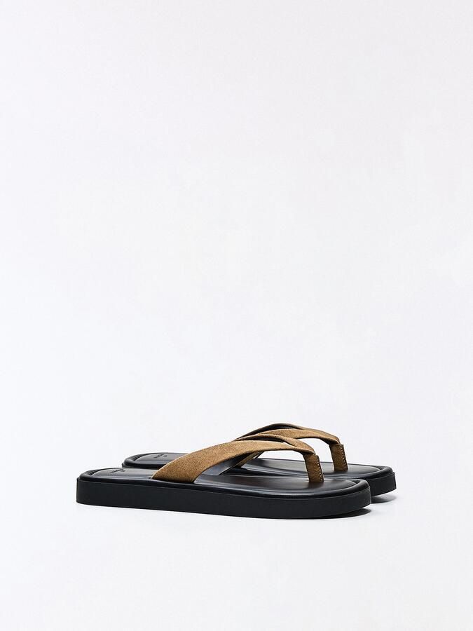 Bershka Teenslipper donkerbeige - Foto 3
