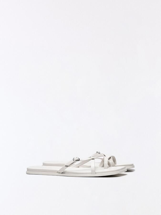 Bershka Teenslipper wit - Foto 3