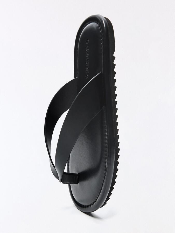 Bershka Teenslippers zwart - Foto 2