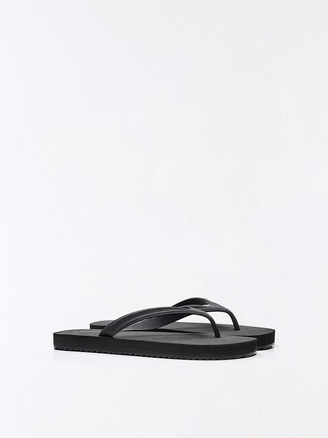 Bershka Teenslippers zwart - Foto 3