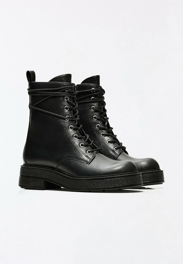 Bershka Veterlaarsjes zwart - Foto 5