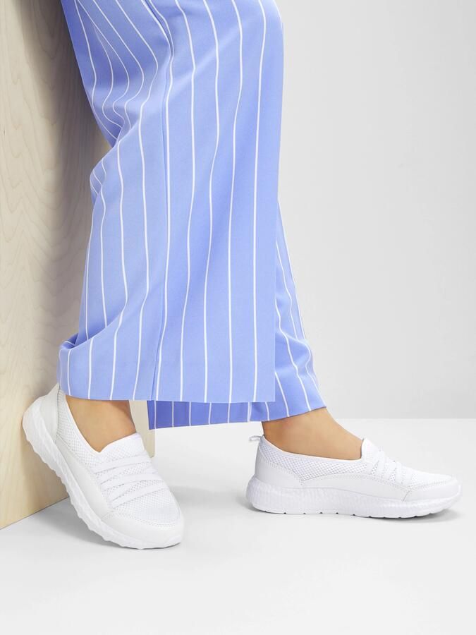 Bonprix Sneakers laag wit - Foto 4