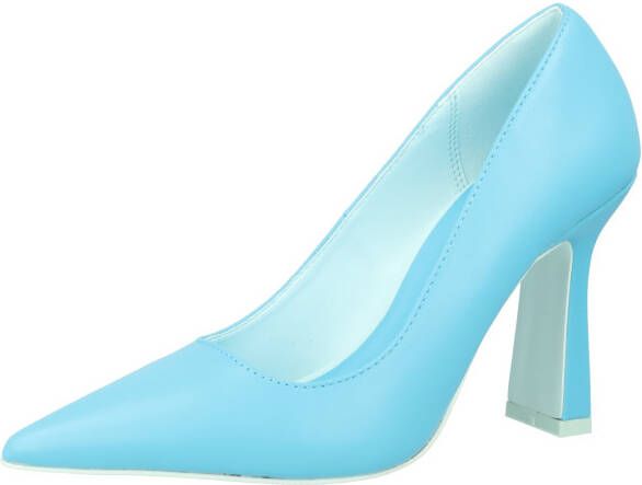 CALL IT SPRING Pumps 'STEADY'