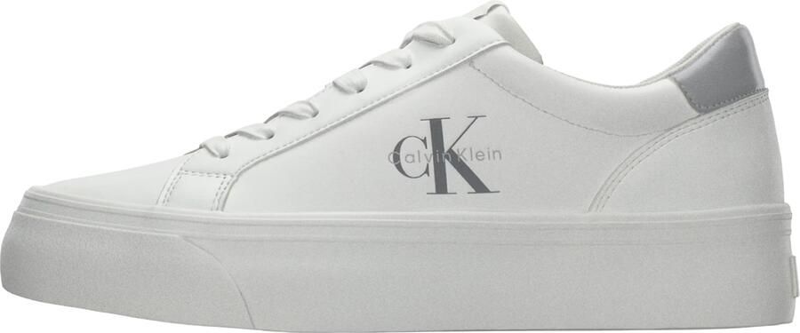 Calvin Klein Jeans Zilveren Leren Sneakers Stijlvol en Comfortabel
