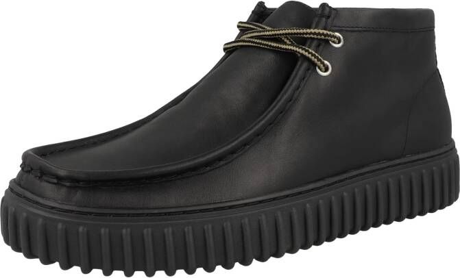 Clarks Chukka Boots 'Torhill Hi'