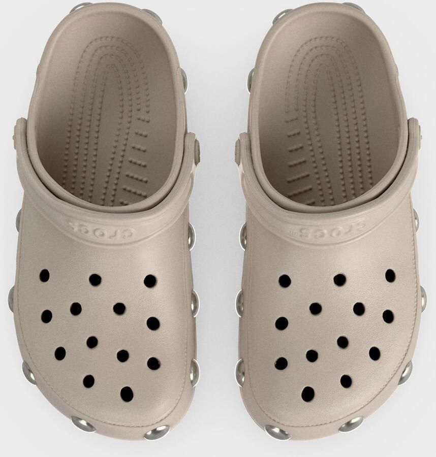 Crocs Classic Big Studded Klompen Beige - Foto 3